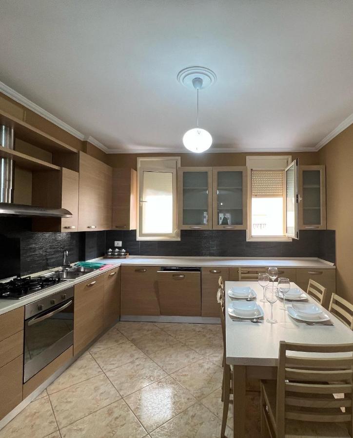 Apartment Cc 2 Vlorë