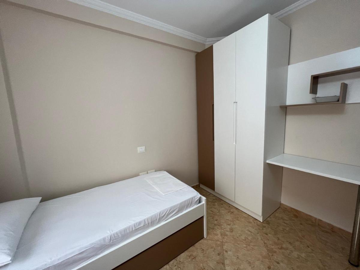 Apartment Cc 2