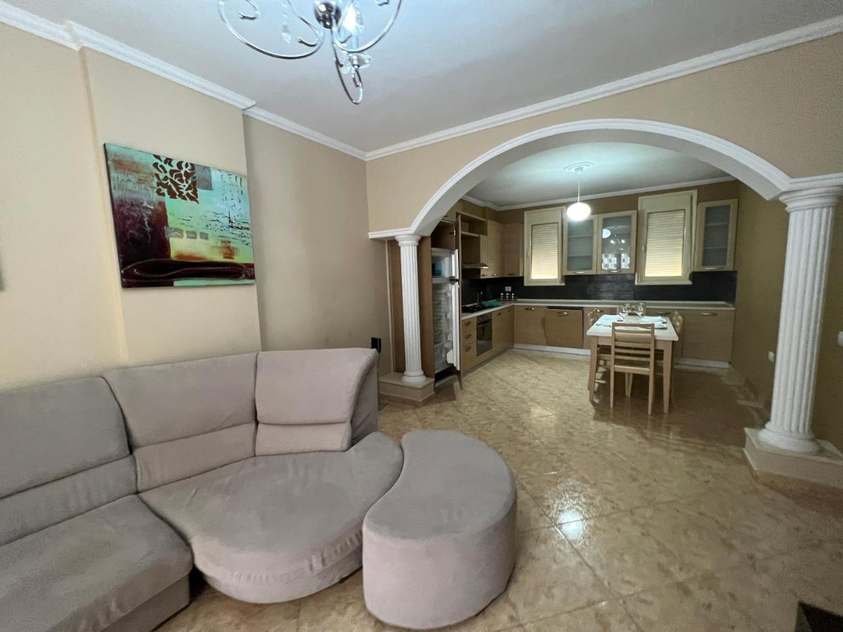 Cc 2 Apartment